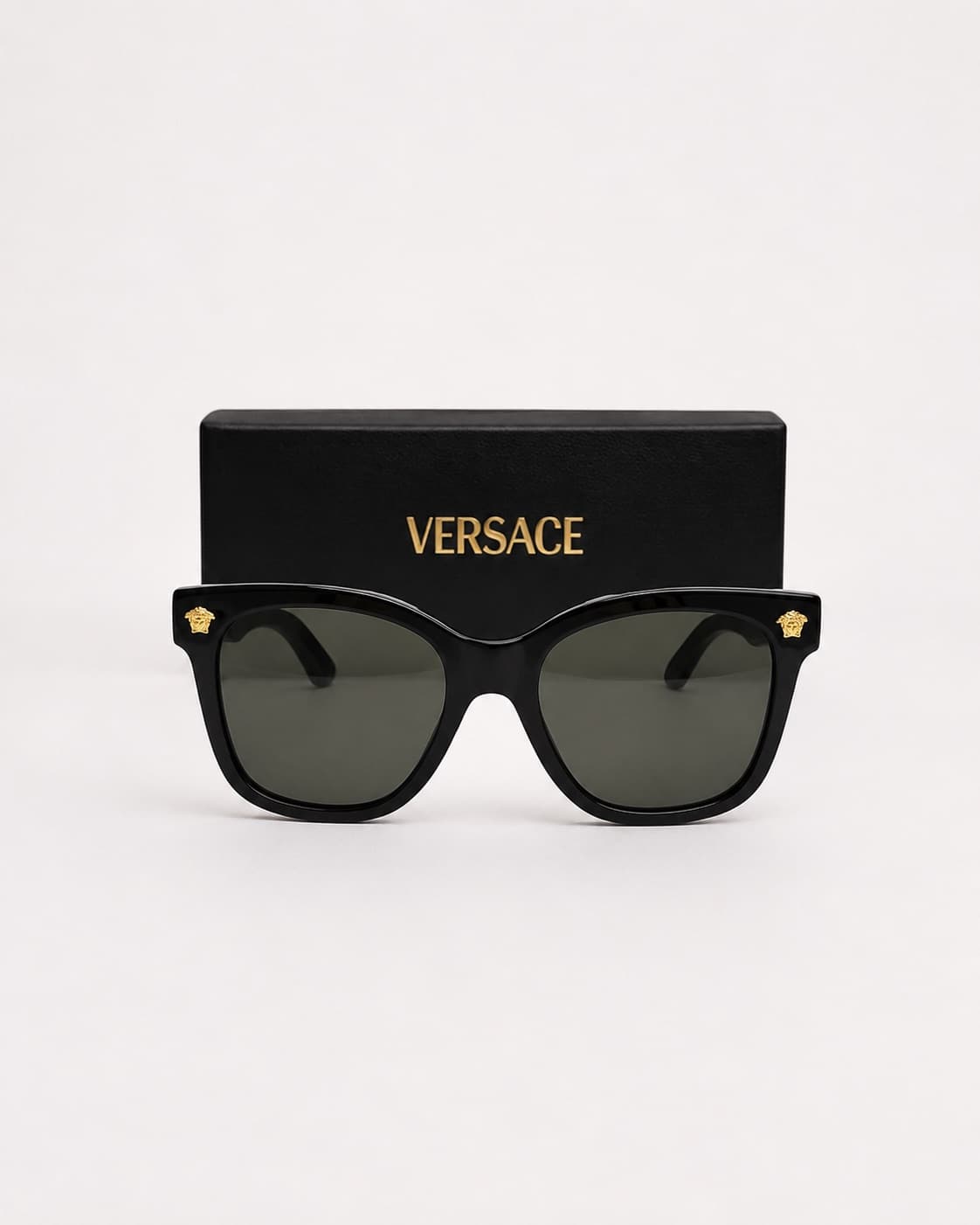 Versace Güneş